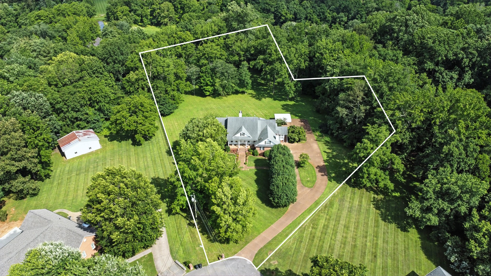 1069 Pleasant Valley Road Greenbrier, TN 37073 - Photo 2 of 81