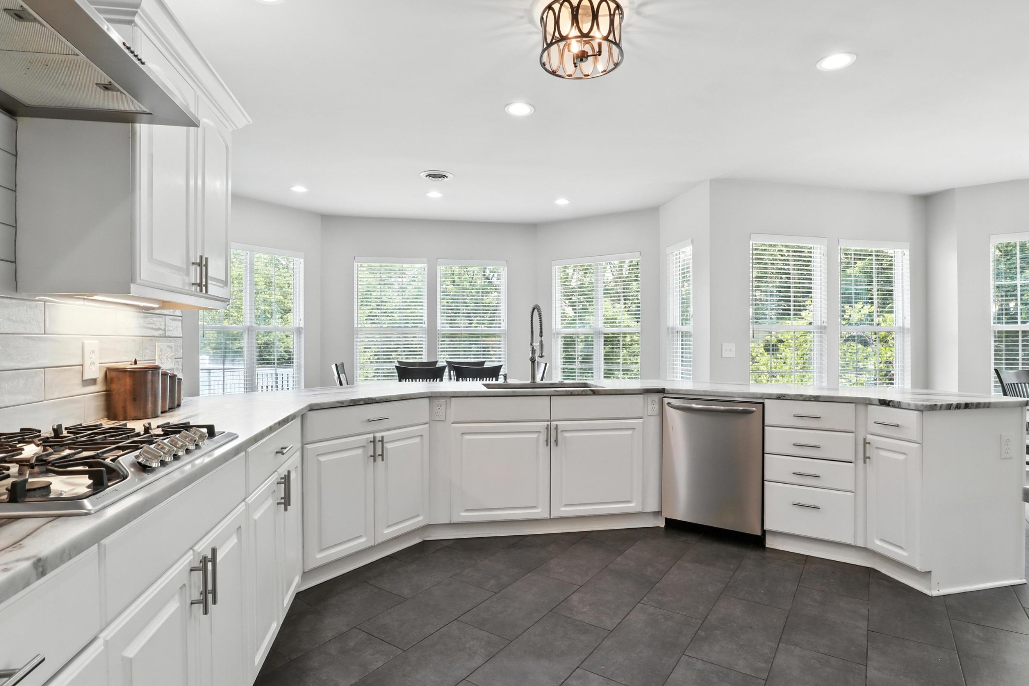 1069 Pleasant Valley Road Greenbrier, TN 37073 - Photo 34 of 81