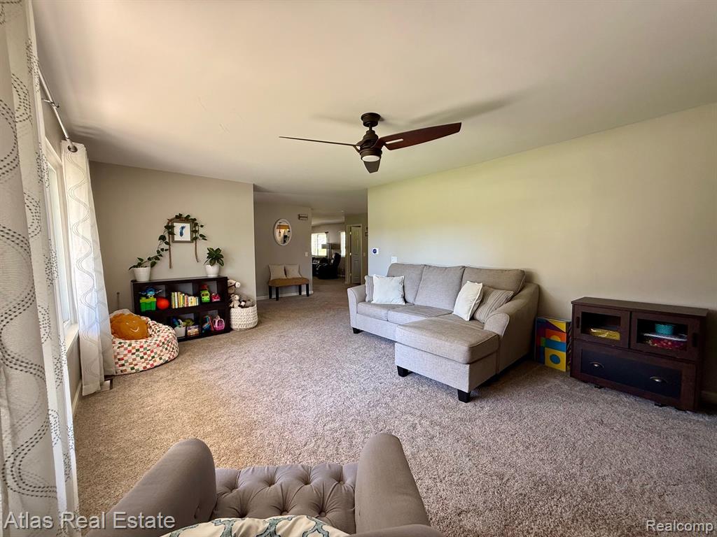 5337 Wakefield Road Grand Blanc, MI 48439 - Photo 11 of 34 Gallery Image 11