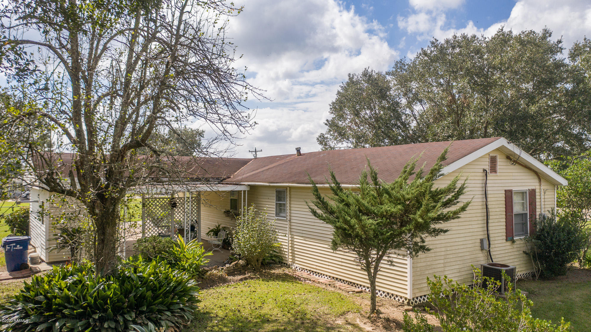 1040 Highway 35 Church Point, LA 70525 - Photo 3 of 24 Gallery Image 3