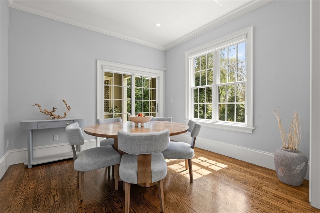 8 Beresford Road Brookline, MA 02467 - Photo 11 of 38