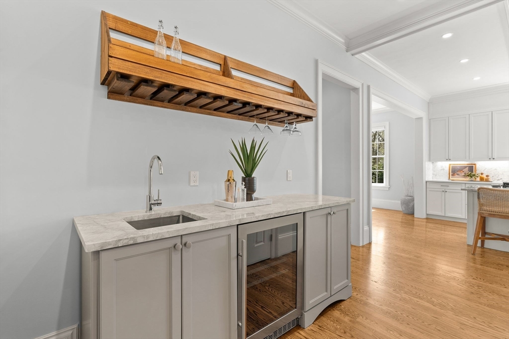 8 Beresford Road Brookline, MA 02467 - Photo 14 of 38
