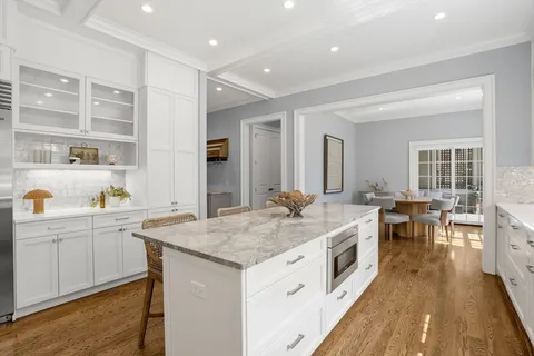 $3,625,000 | 8 Beresford Road, Brookline, MA 02467