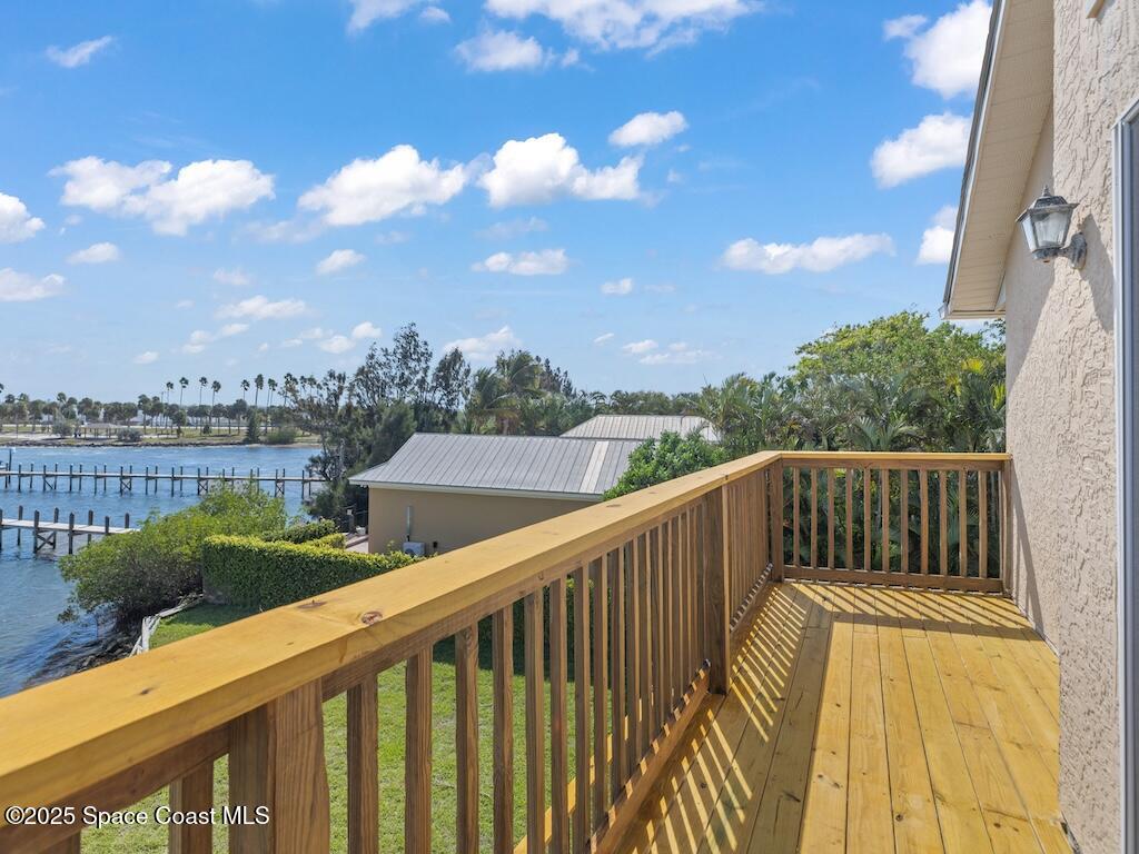 8820 44th Avenue Sebastian, FL 32958 - Photo 30 of 48 a view of city from a balcony