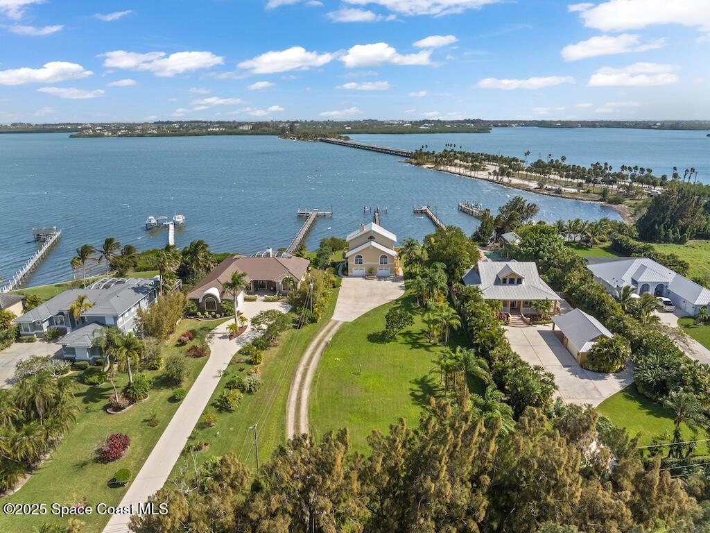 8820 44th Avenue Sebastian, FL 32958 - Photo 7 of 48 a view of a city