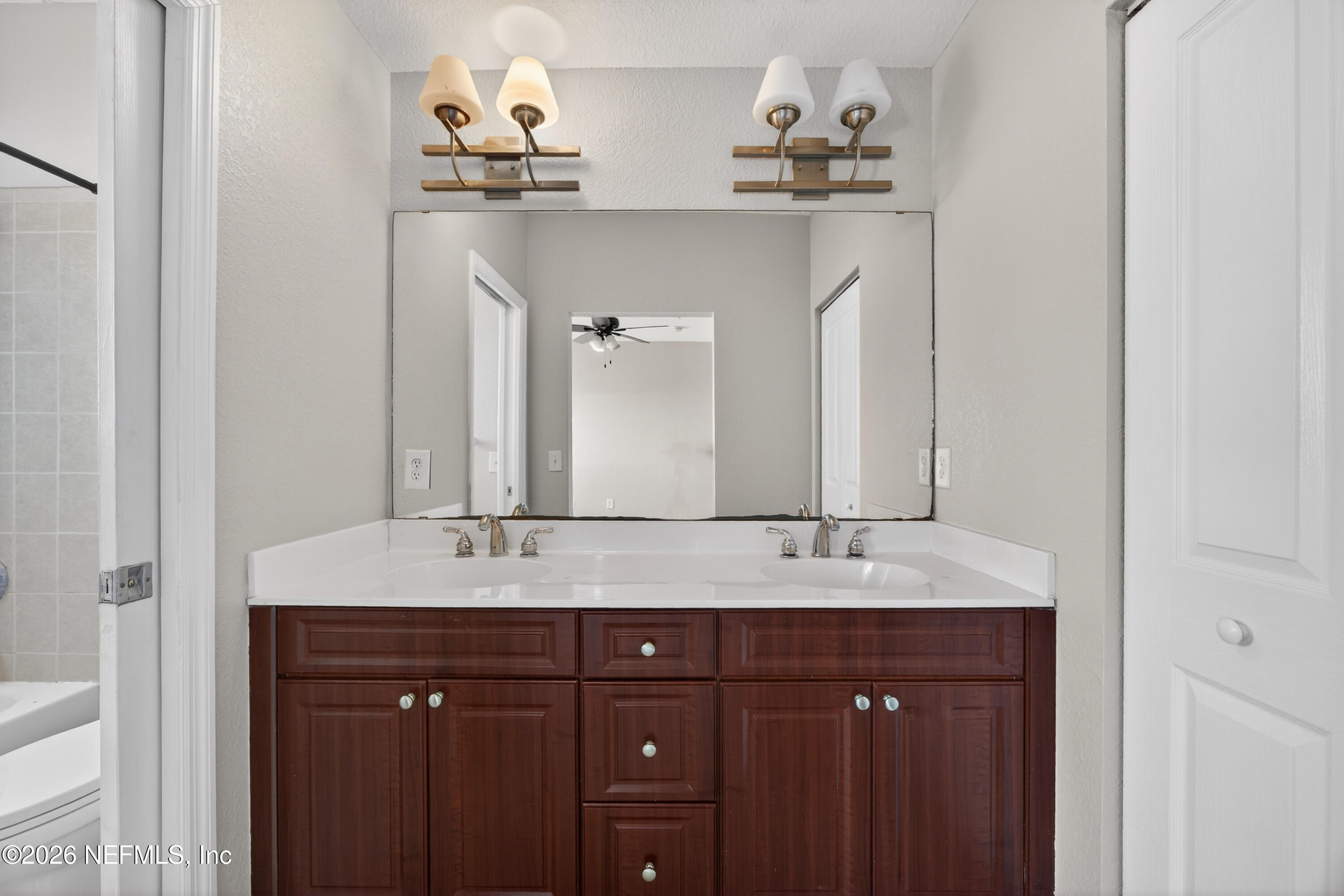 9745 Touchton Road, Unit 624 Jacksonville, FL 32246 - Photo 18 of 25 Primary Bathroom