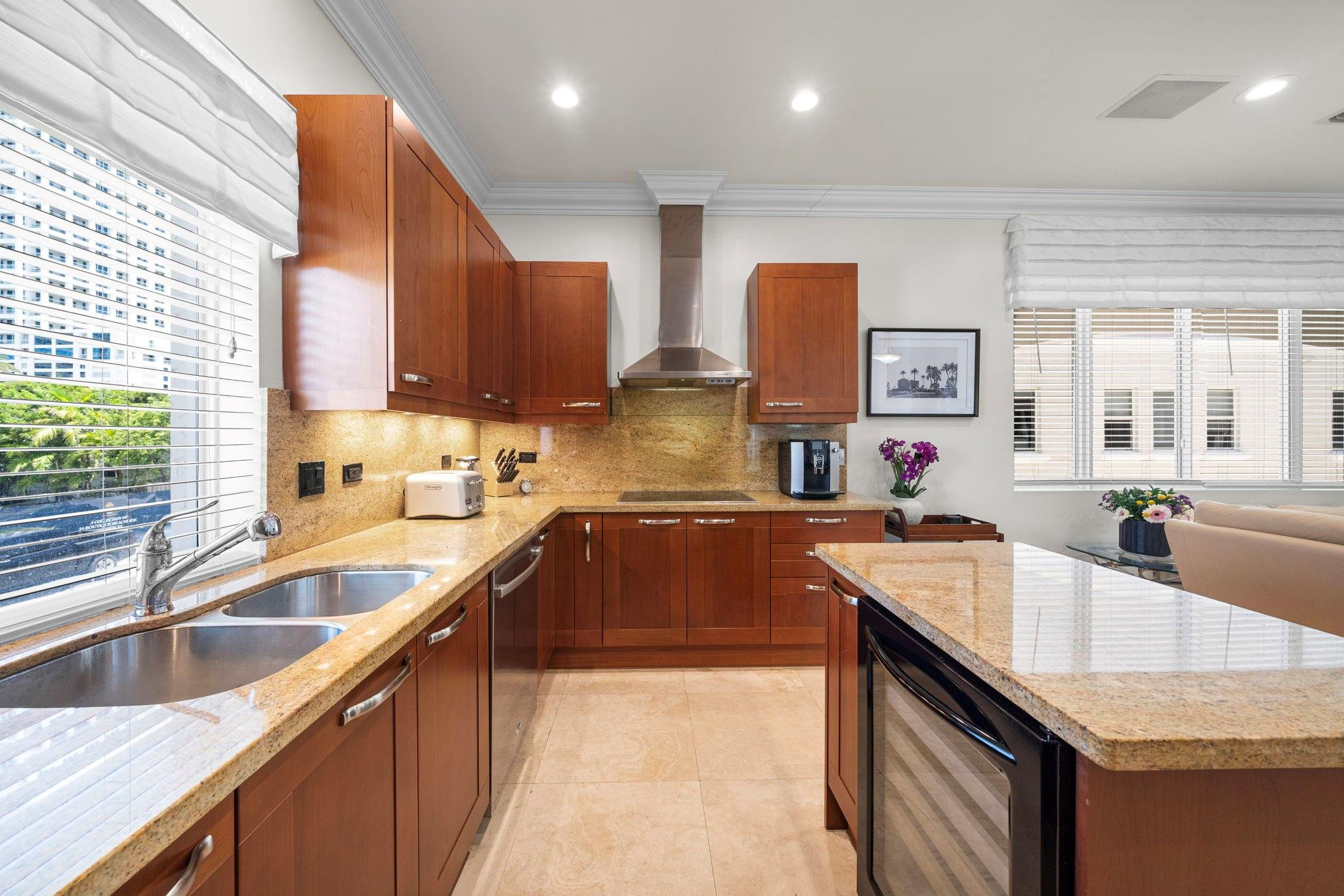 514 North Birch Road Fort Lauderdale, FL 33304 - Photo 5 of 78 Photo 5