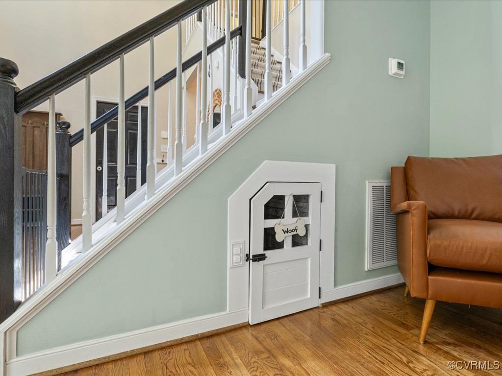 15418 Foxvale Way Midlothian, VA 23112 - Photo 17 of 50 a view of livingroom with furniture and workspace