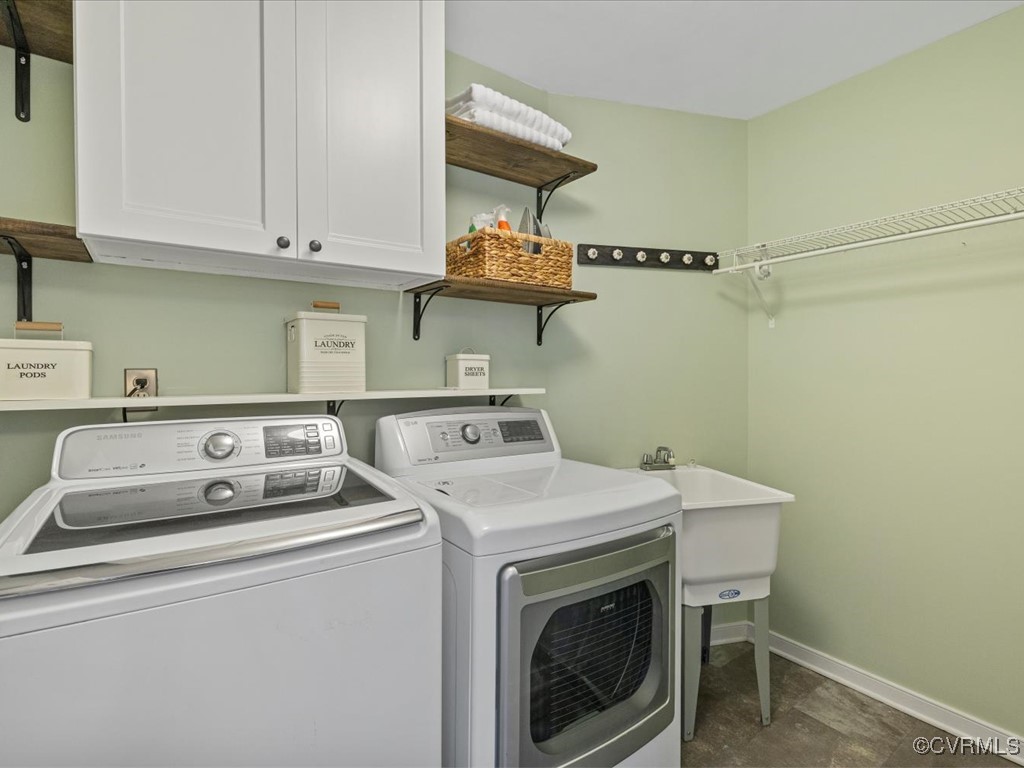 15418 Foxvale Way Midlothian, VA 23112 - Photo 28 of 50 a utility room with dryer and washer