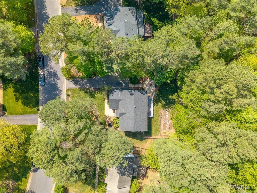 15418 Foxvale Way Midlothian, VA 23112 - Photo 39 of 50 an aerial view of a house with a yard