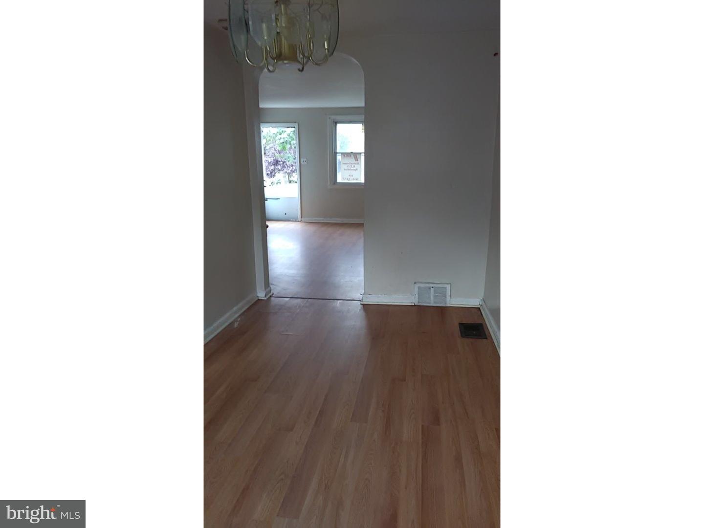 5211 Marwood Road Philadelphia, PA 19120 - Photo 3 of 4