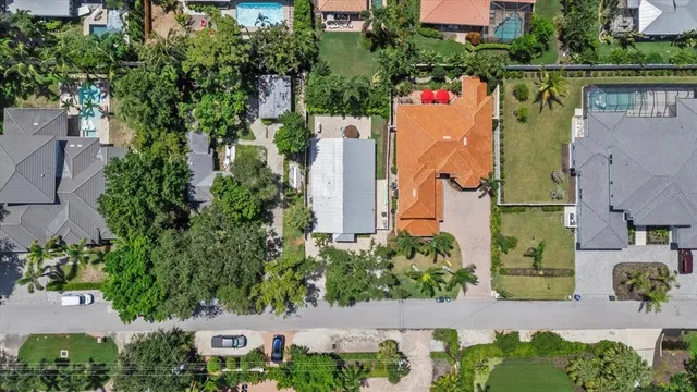 $995,000 | 1600 Kenilworth Street, Sarasota, FL 34231