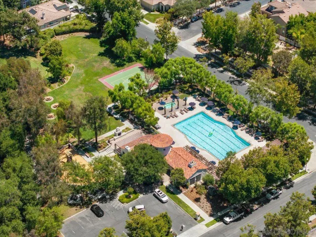 $965,000 | 2385 Amber Oak Lane, Escondido, CA 92027