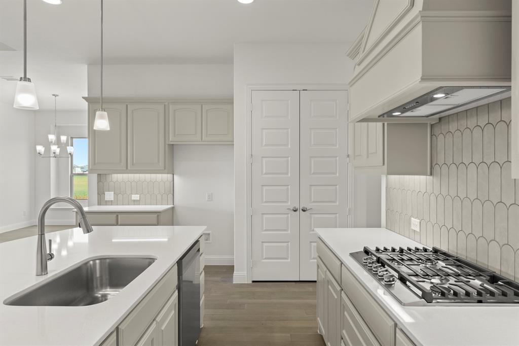 1401 Kadynce Lane Anna, TX 75409 - Photo 7 of 35 10. 1401 Kadynce - Kitchen (3)
