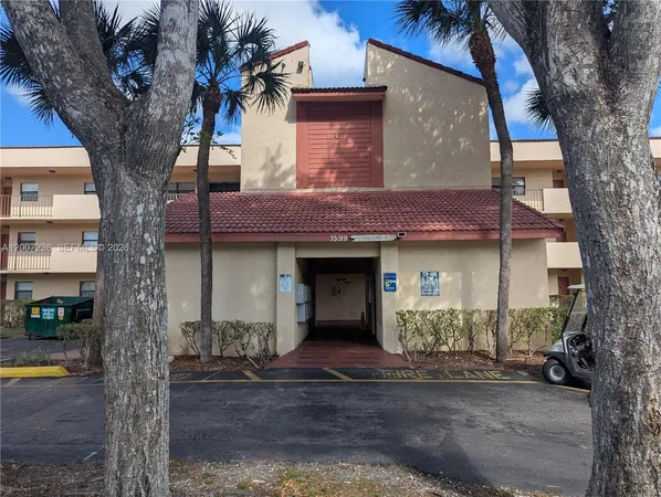$2,000 | 3399 Foxcroft Road, Unit 103, Miramar, FL 33025