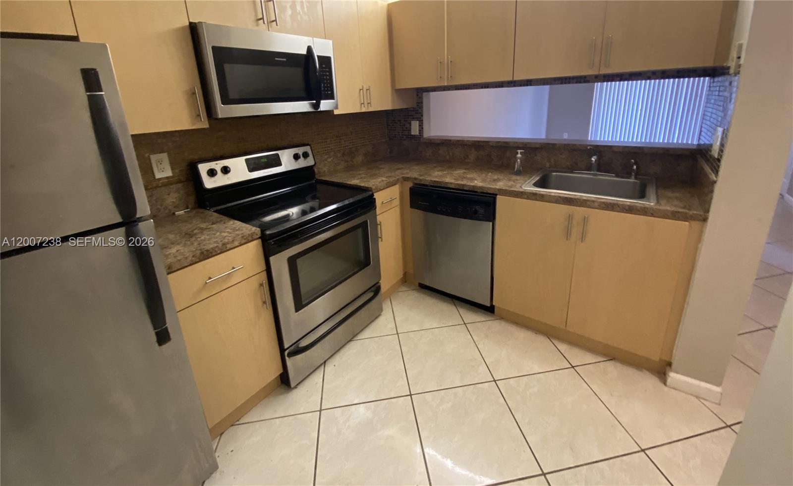 3399 Foxcroft Road, Unit 103 Miramar, FL 33025 - Photo 4 of 27