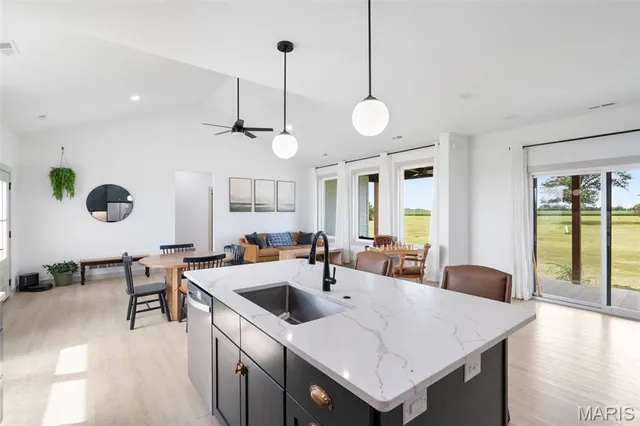 $399,900 | 23365 North Lark Song Lane, Sturgeon, MO 65284