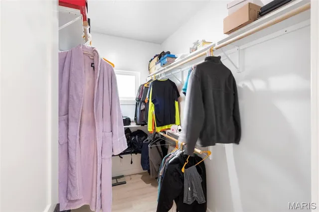 $399,900 | 23365 North Lark Song Lane, Sturgeon, MO 65284