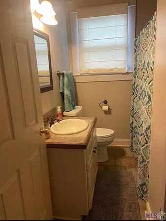 $2,200 | 717 Acadia Street, Baton Rouge, LA 70806