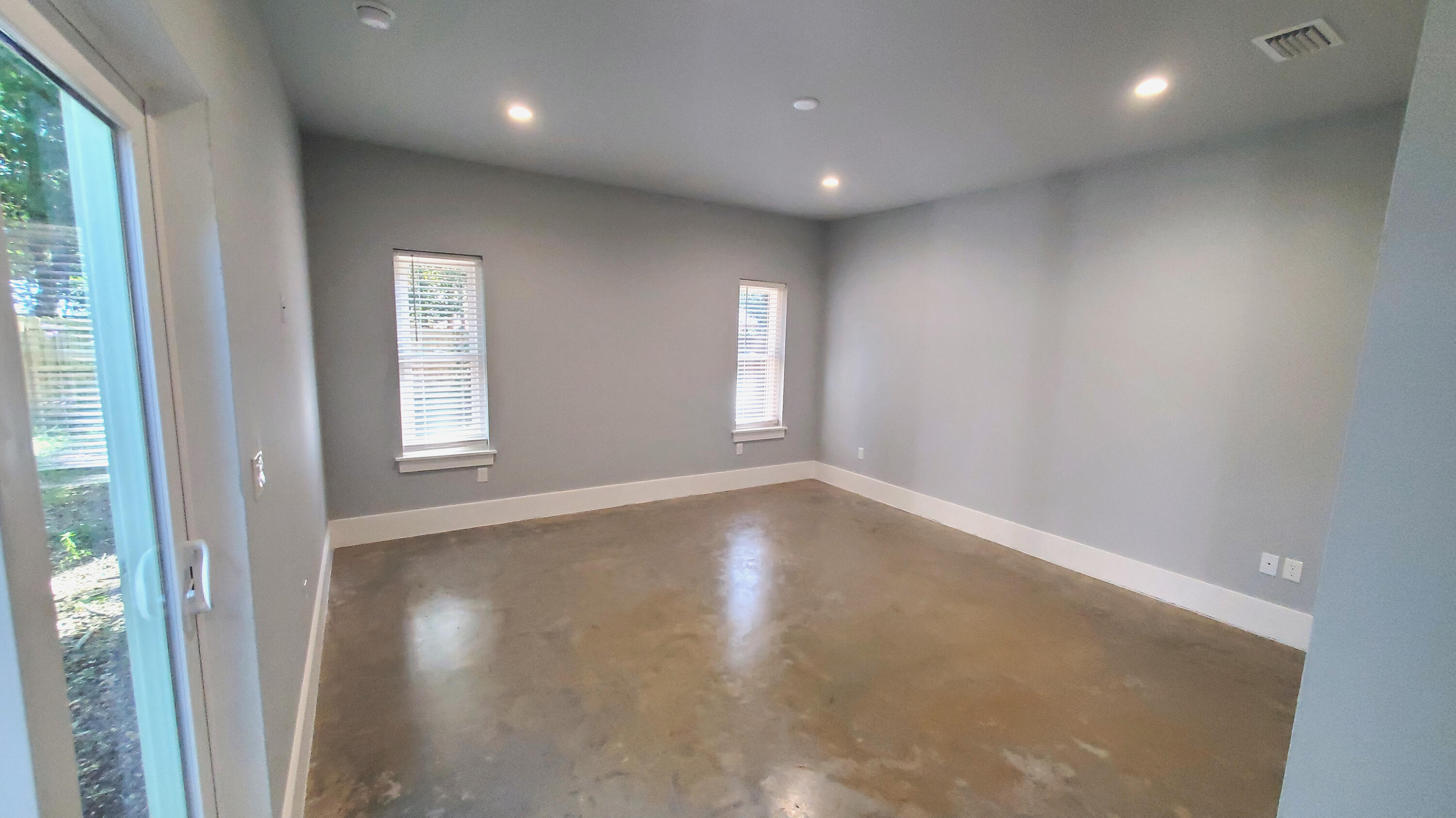 235 Satsuma Road Niceville, FL 32578 - Photo 11 of 18 20220925_144258