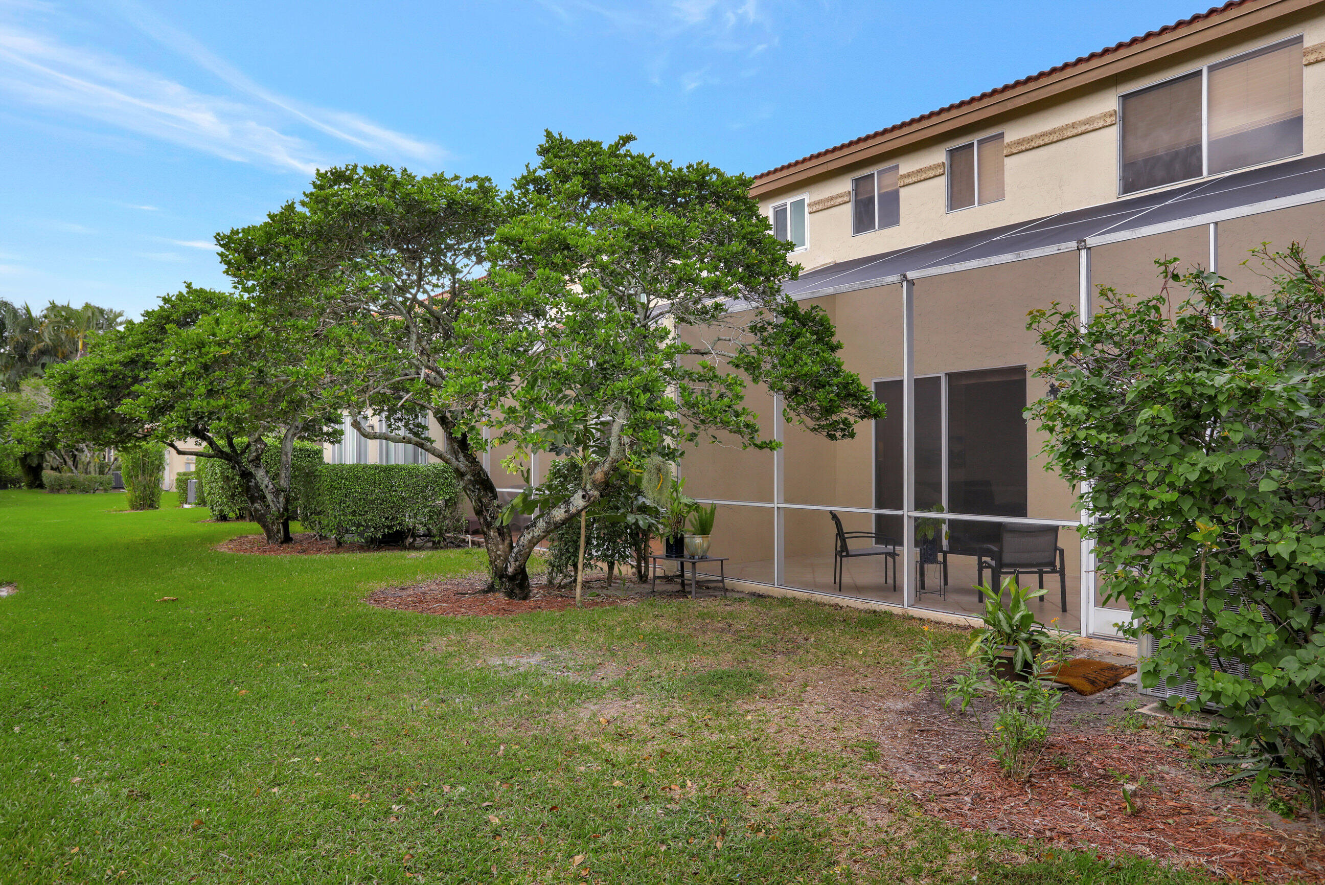 6770 Via Regina Boca Raton, FL 33433 - Photo 19 of 25 BACK AREA