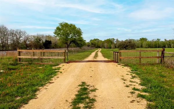 $540,000 | Tbd Tbd Fm-154, Muldoon, TX 78949