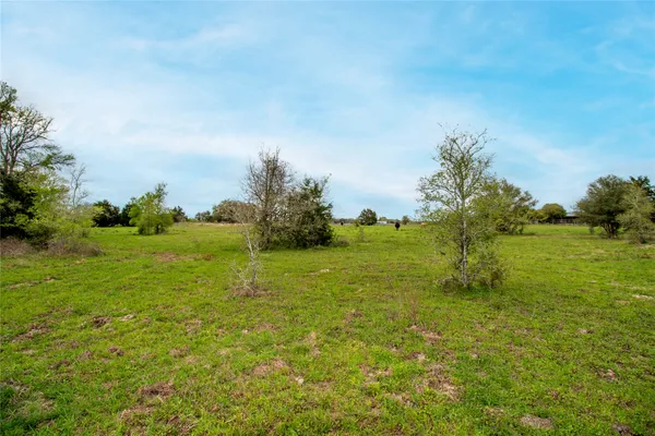 $540,000 | Tbd Tbd Fm-154, Muldoon, TX 78949