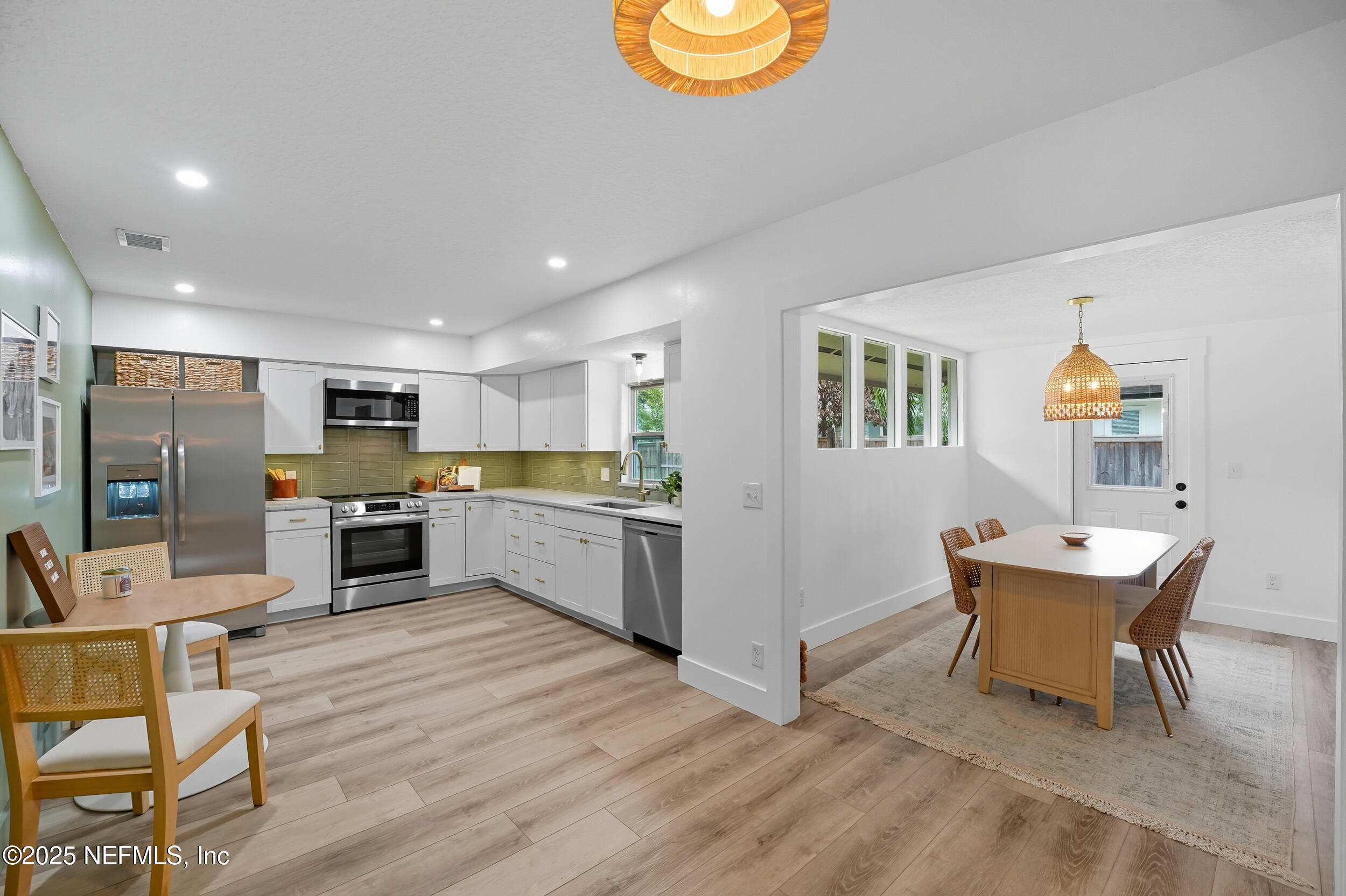 1002 Kings Road Neptune Beach, FL 32266 - Photo 13 of 43 FLOW