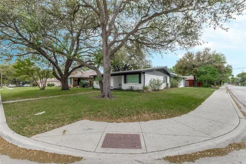 $335,000 | 2945 Randy Lane, Farmers Branch, TX 75234