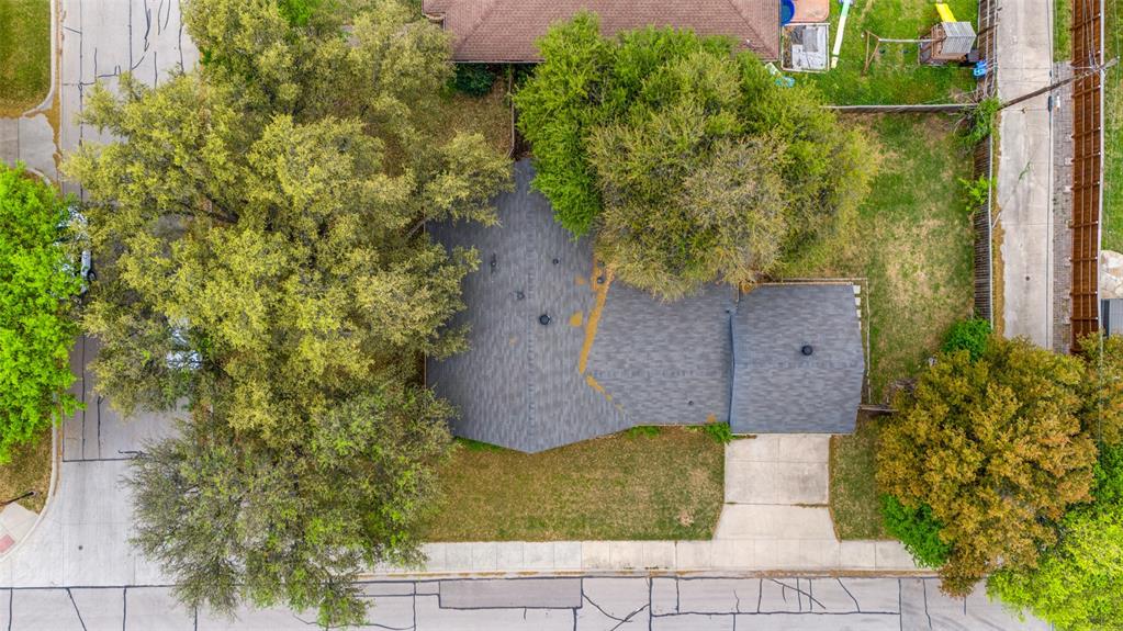 2945 Randy Lane Farmers Branch, TX 75234 - Photo 9 of 10