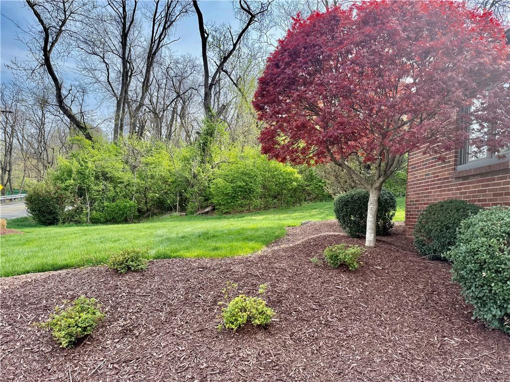 211 Lesnett Road Pittsburgh, PA 15241 - Photo 11 of 35