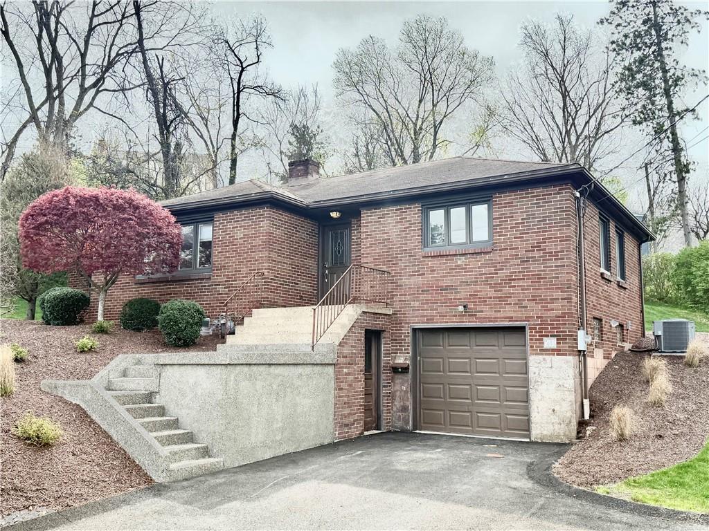 211 Lesnett Road Pittsburgh, PA 15241 - Photo 2 of 35