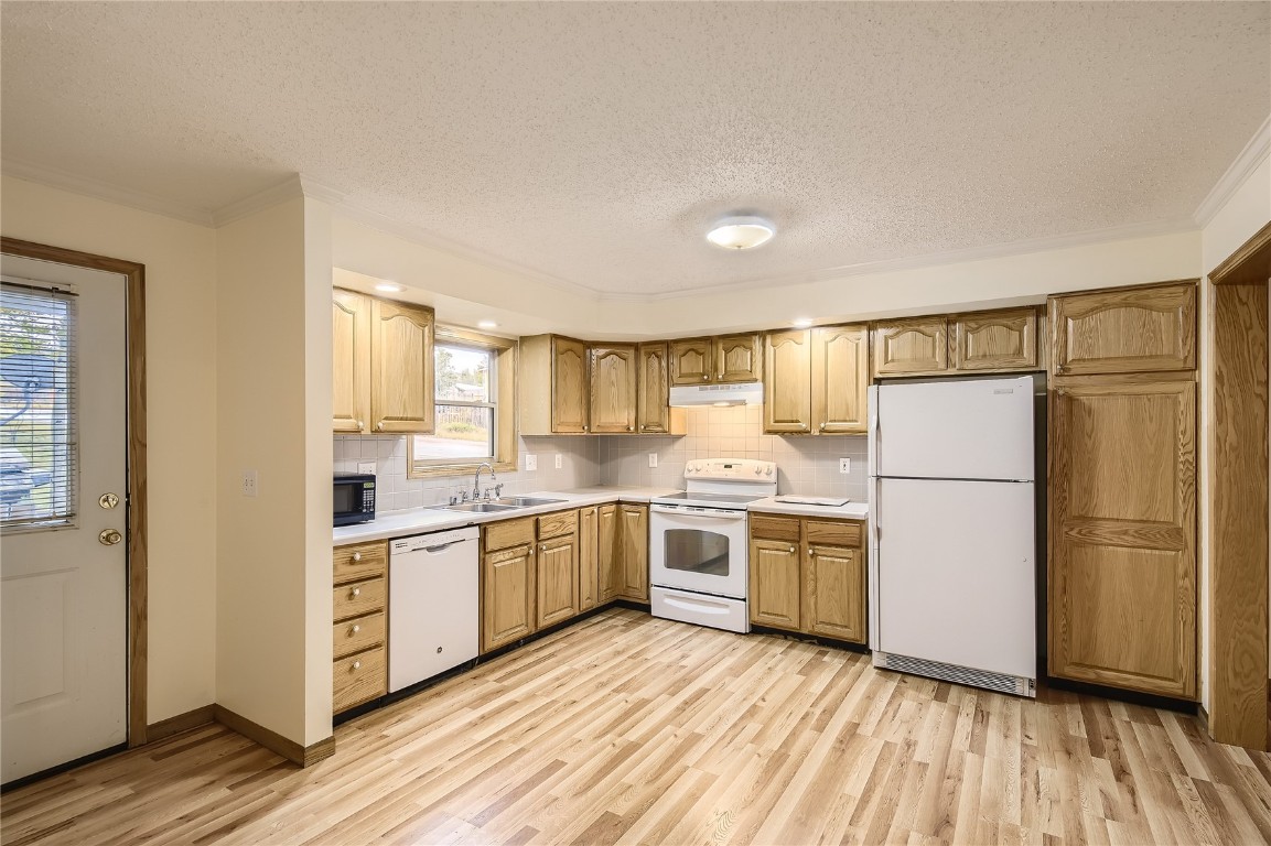 261 Huron Road, Unit E22 Breckenridge, CO 80424 - Photo 3 of 11 Gallery Image 3