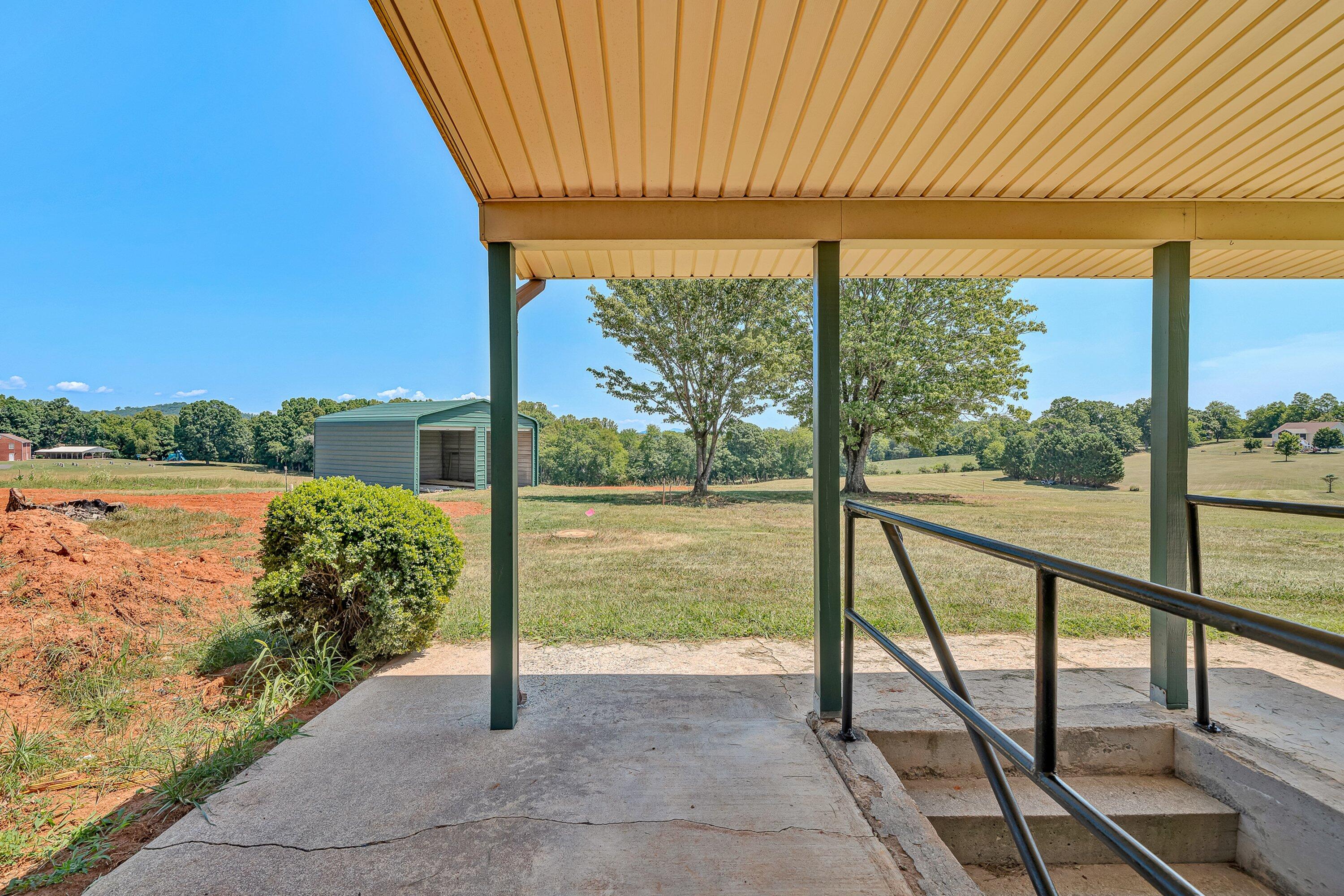 1084 Altice Road Moneta, VA 24121 - Photo 33 of 45 pic 33