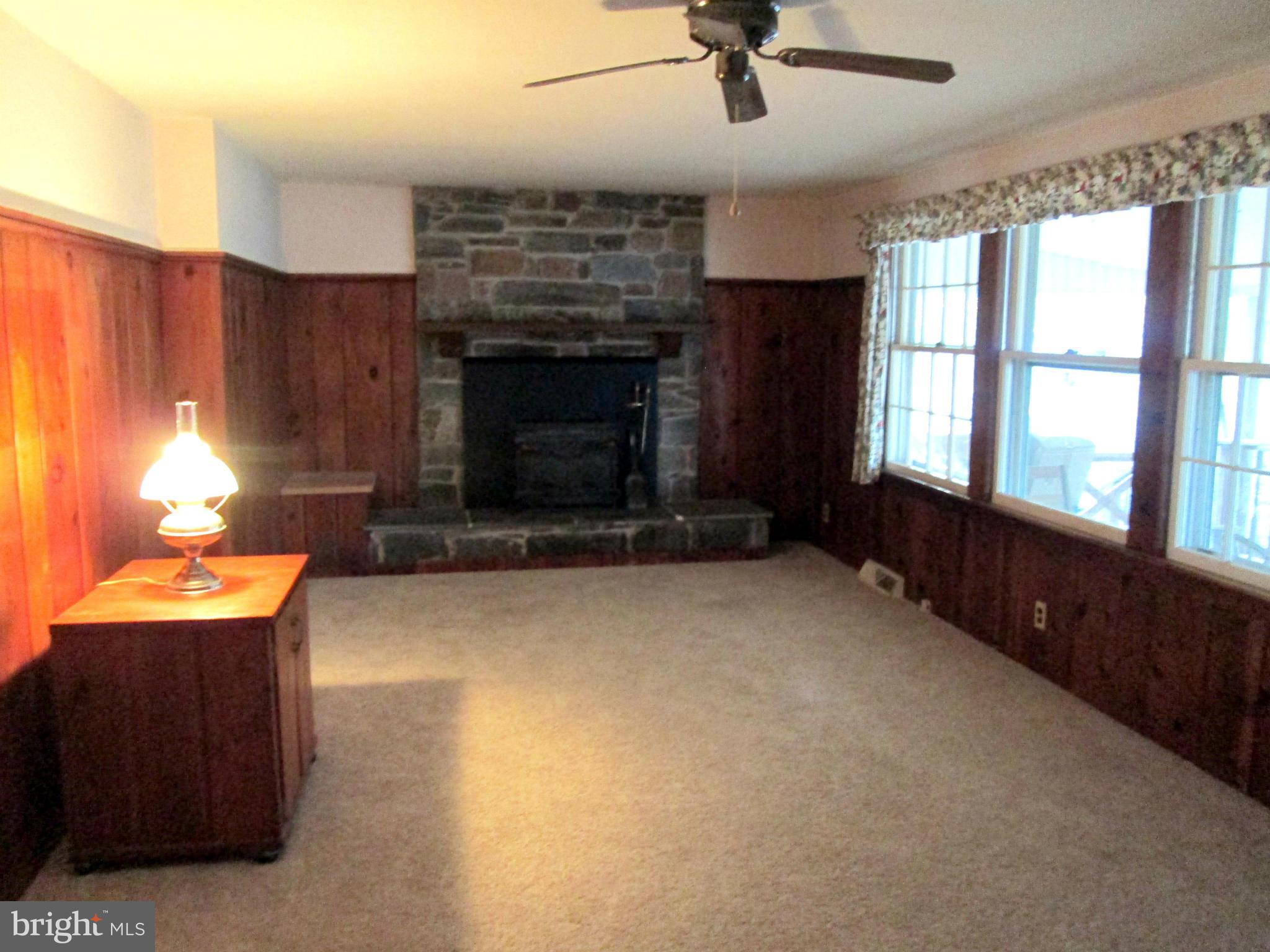 1228 Stringtown Road Berryville, VA 22611 - Photo 6 of 16 Family Room