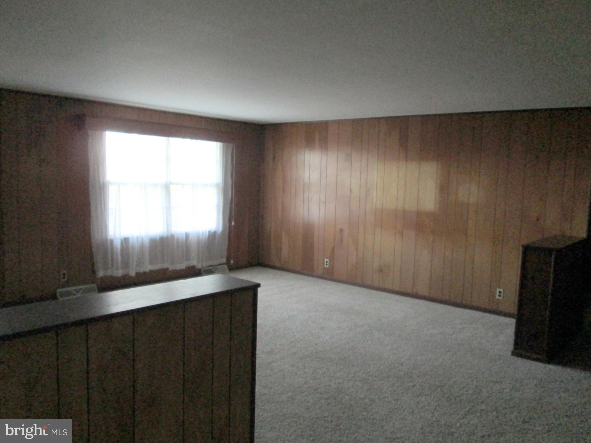 1228 Stringtown Road Berryville, VA 22611 - Photo 8 of 16 Living Room