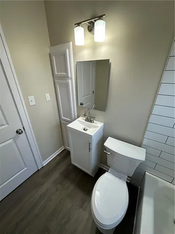 $179,900 | 1215 South Pleasant Street, Independence, MO 64055