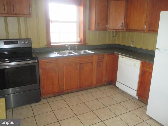 674 Apple Road Quakertown, PA 18951 - Photo 7 of 15 Gallery Image 7