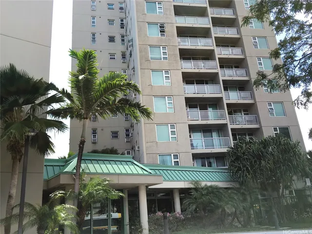 $2,400 | 215 North King Street, Unit 302, Honolulu, HI 96817