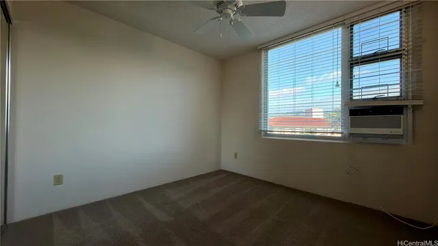 $2,400 | 215 North King Street, Unit 302, Honolulu, HI 96817