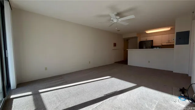 $2,400 | 215 North King Street, Unit 302, Honolulu, HI 96817