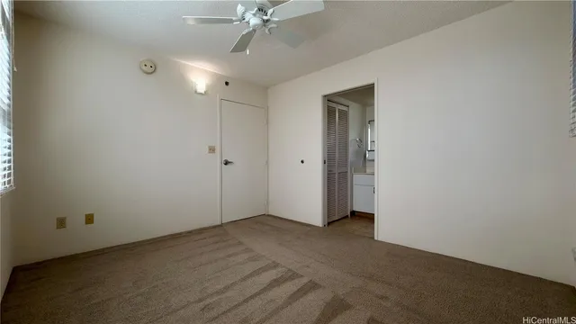 $2,400 | 215 North King Street, Unit 302, Honolulu, HI 96817