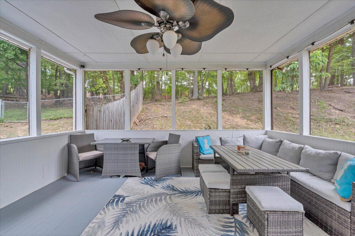 3030 Sedgefield Road Southwest Roanoke, VA 24018 - Photo 26 of 49 36-MIB06867