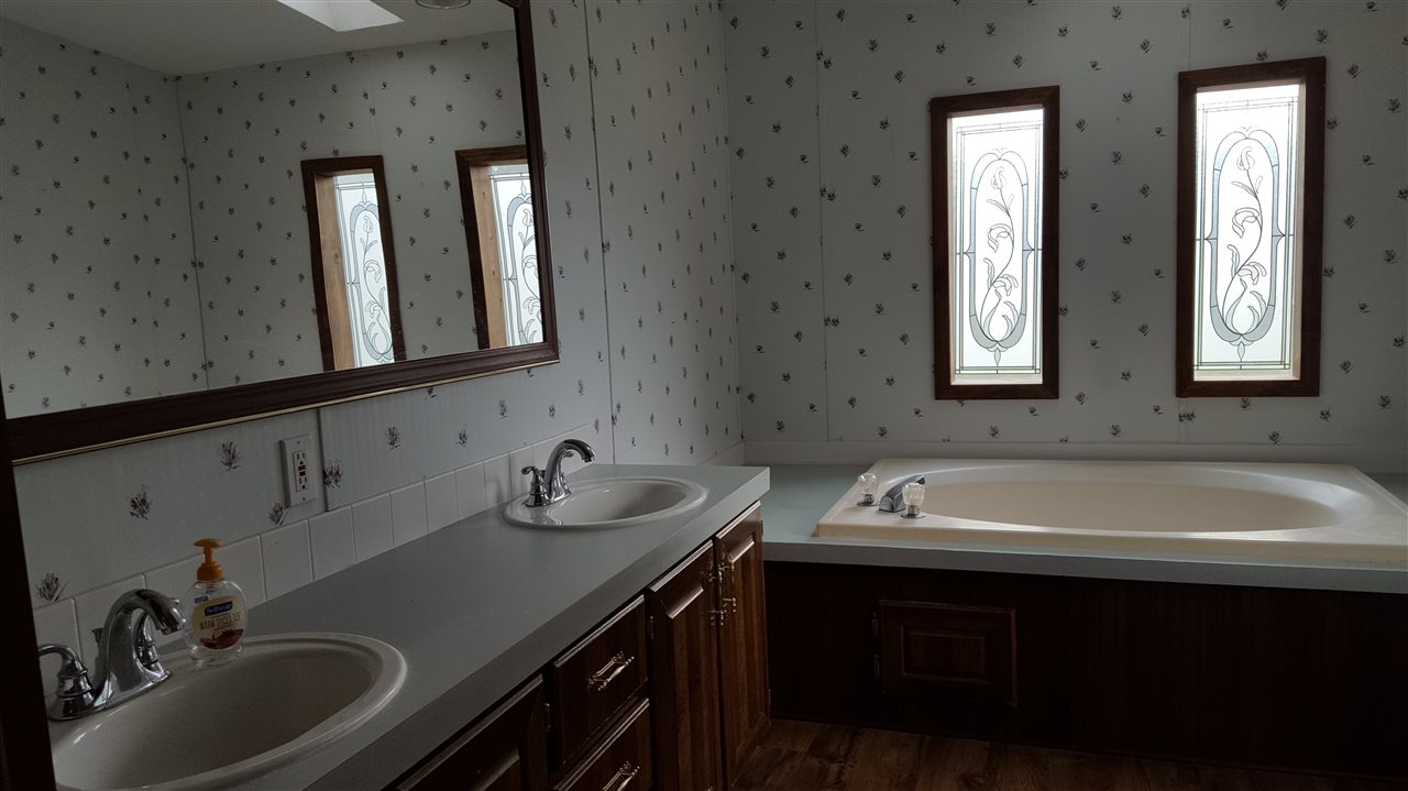 1210 Southeast Donaldson Road Lee, FL 32059 - Photo 3 of 25 Gallery Image 3