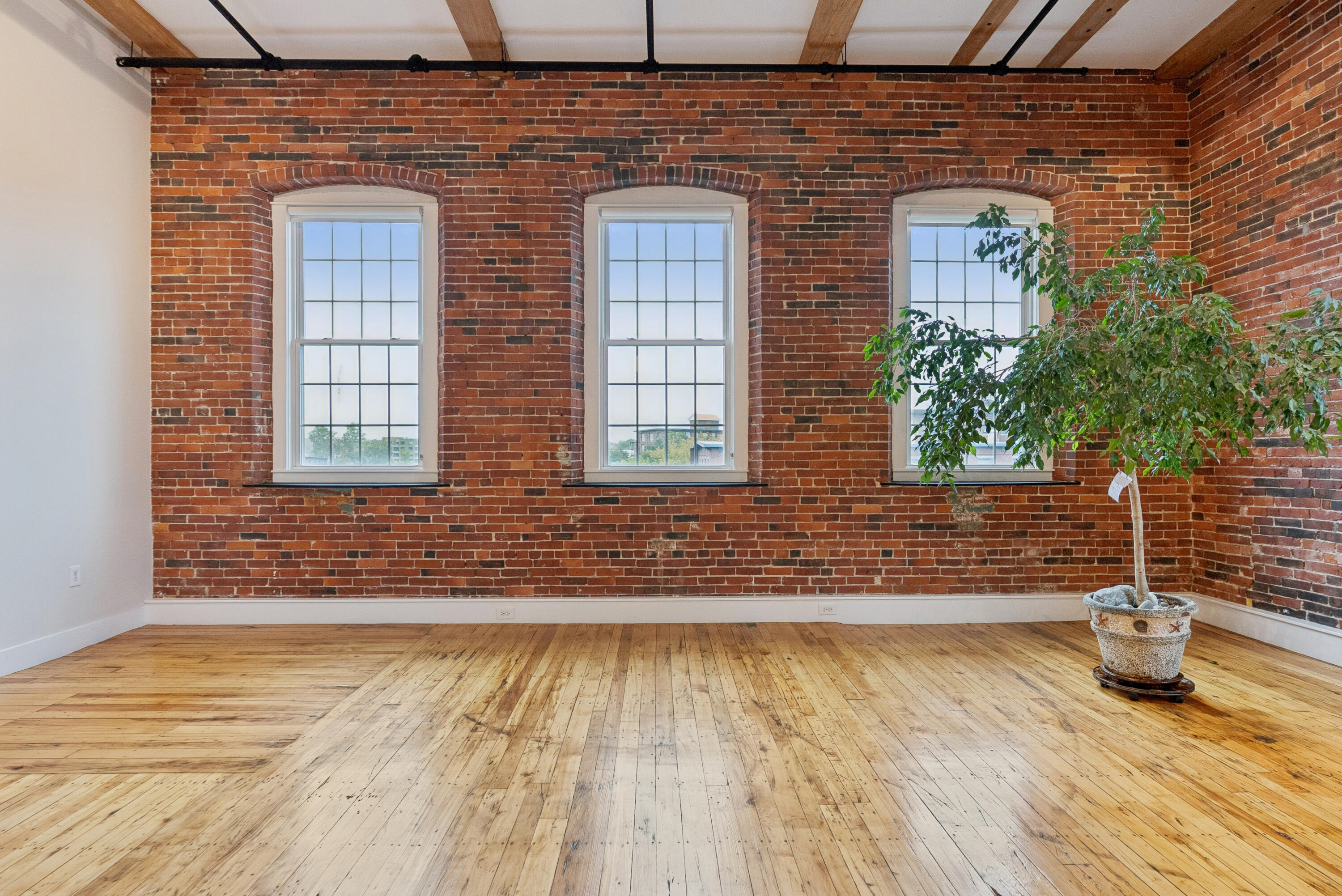 2 Main Street, Unit 17508 Biddeford, ME 04005 - Photo 9 of 63 Waterfront Corner 3 Bedroom Condo