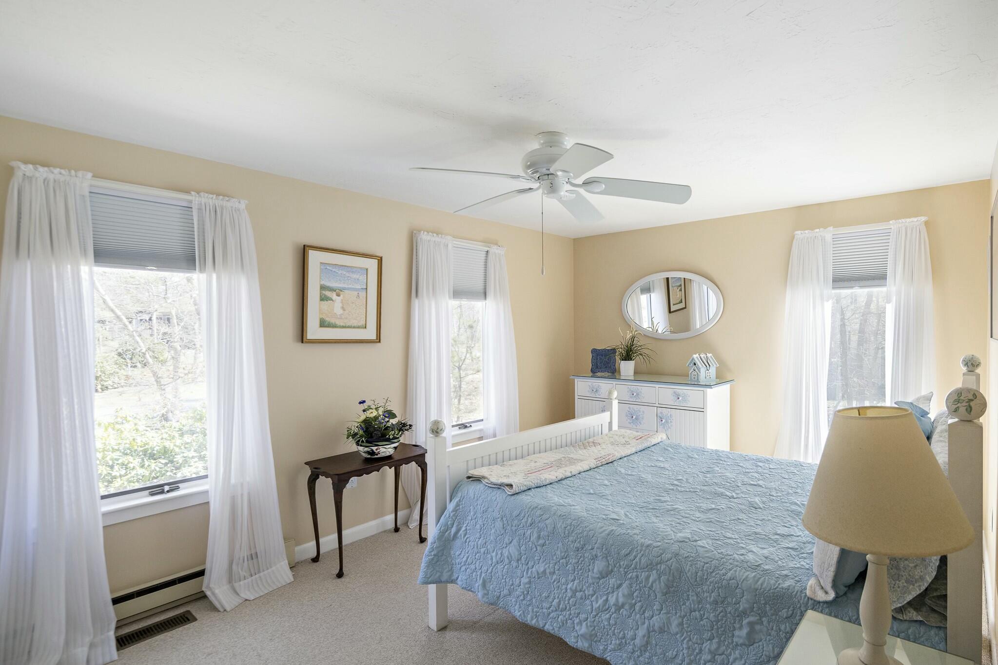 16 Major's Cove Lane Edgartown, MA 02539 - Photo 14 of 28 First floor bedroom