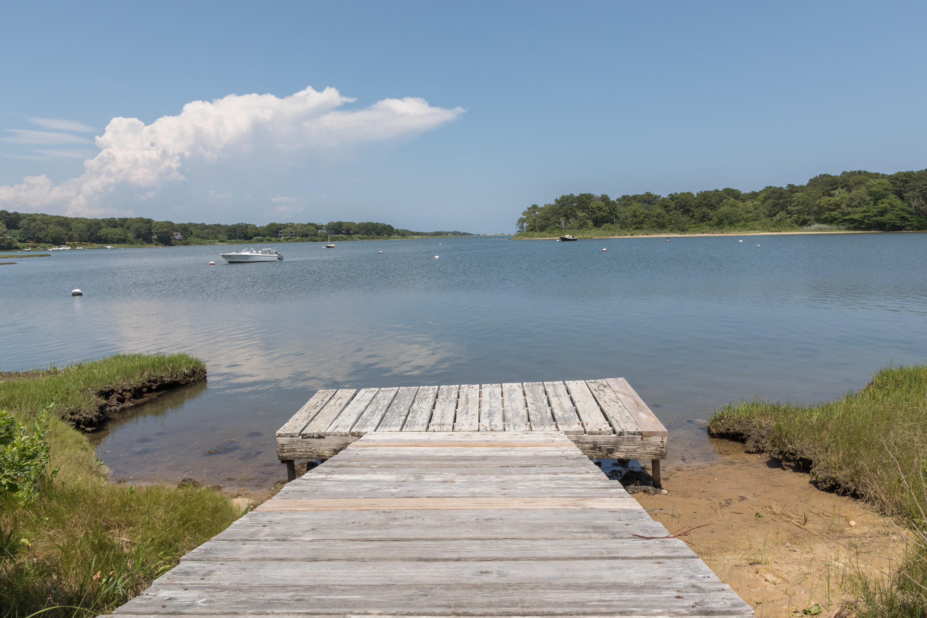 16 Major's Cove Lane Edgartown, MA 02539 - Photo 26 of 28 Private dock