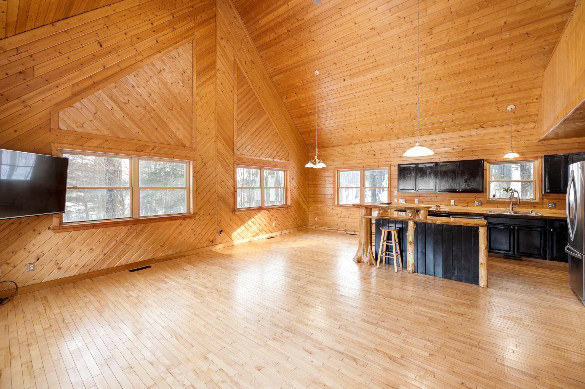145 West 4 Road Kingsley, MI 49649 - Photo 14 of 42 1896632-13.JPG