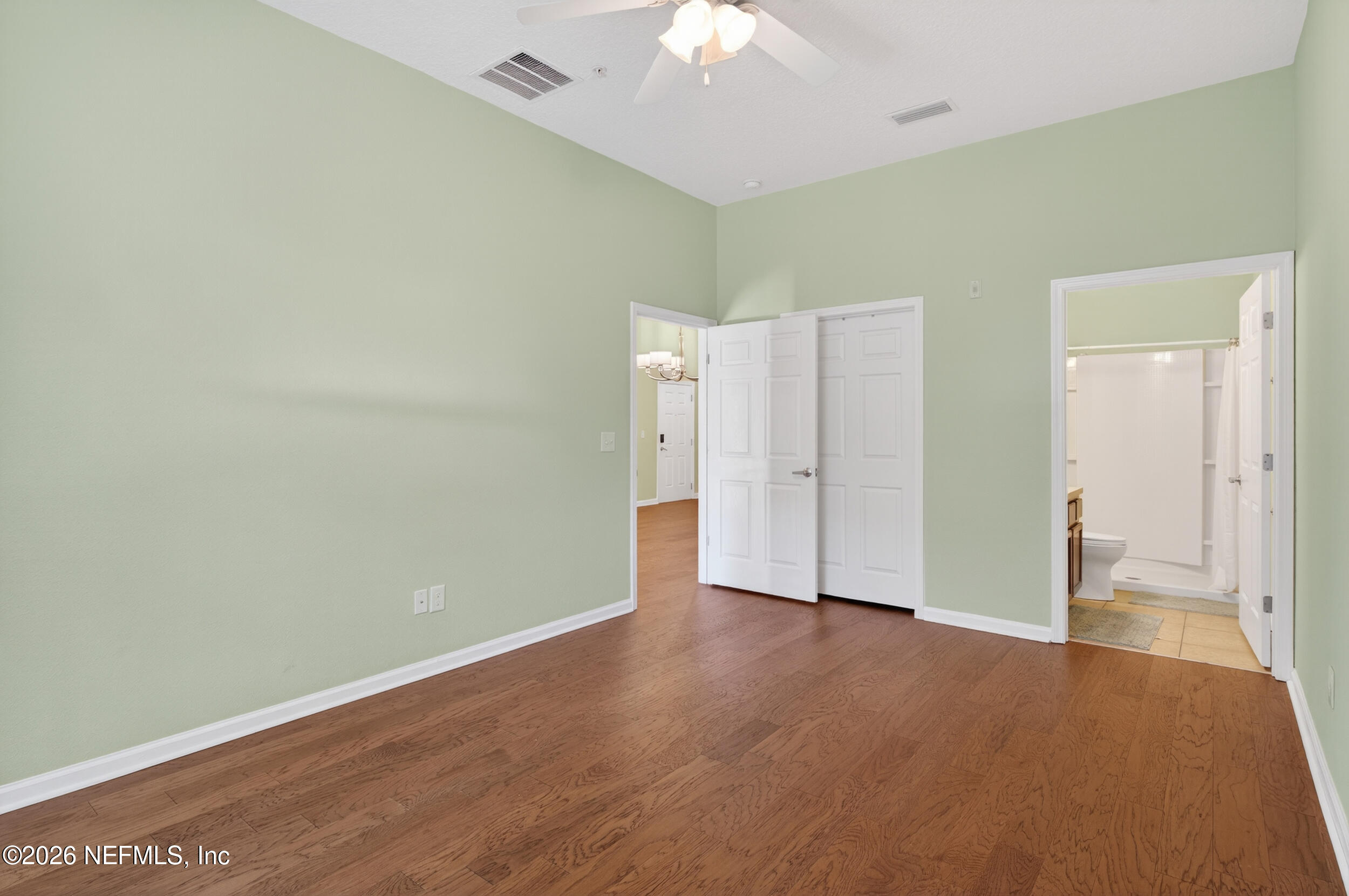 319 Golden Lake Loop St. Augustine, FL 32084 - Photo 6 of 15 an empty room with a bathroom