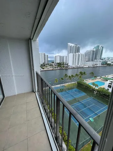 $2,090 | 1000 Parkview Drive, Unit 1016, Hallandale Beach, FL 33009